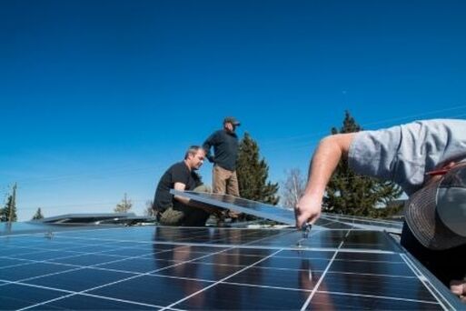 solar panels in Winnipeg